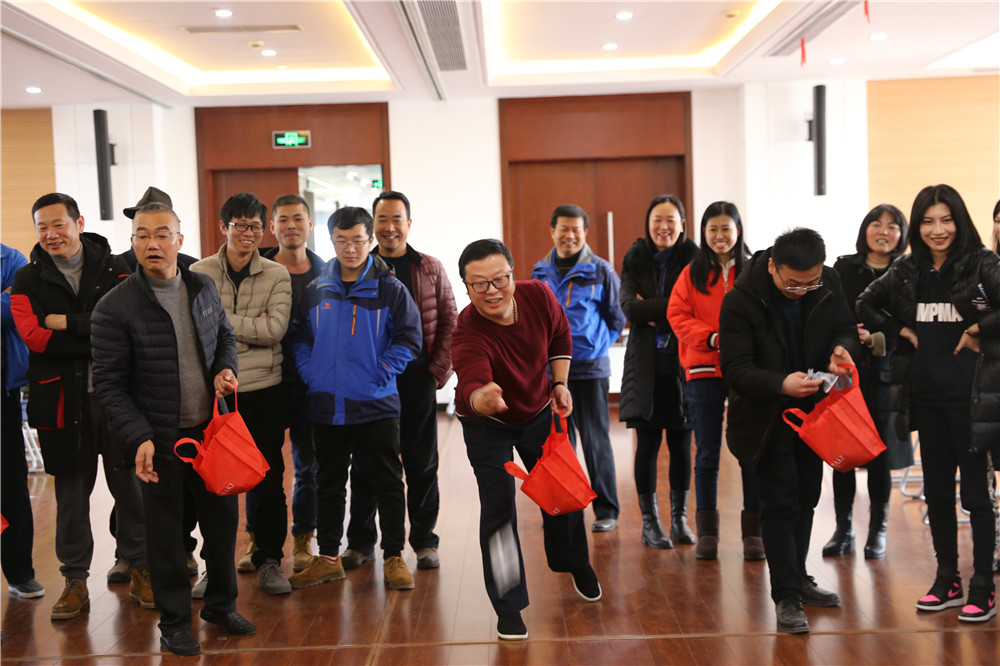 趣味運動添快樂 全員參與展風采