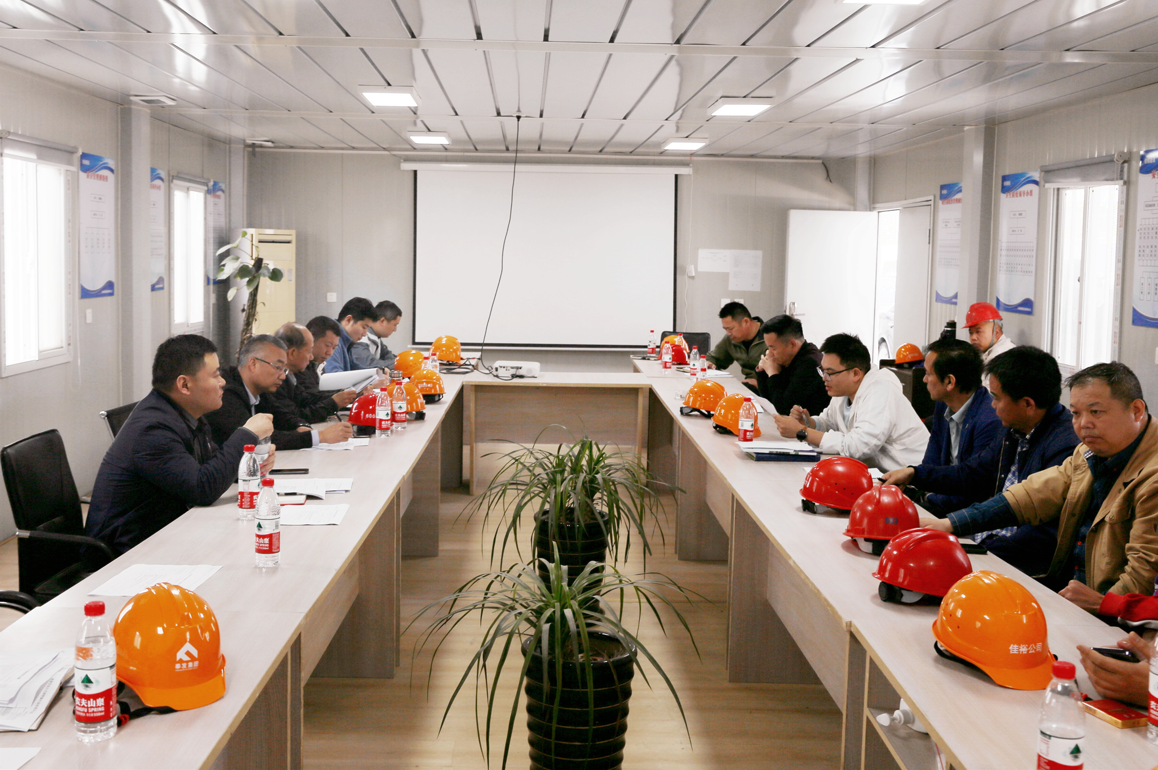 消除安全隱患 筑牢安全防線 ——城投公司開(kāi)展“五一”節(jié)前安全檢查