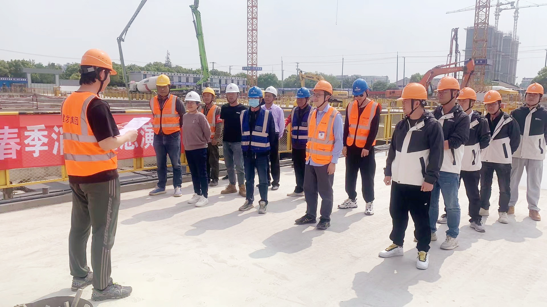 開(kāi)展消防演練 筑牢安全防線