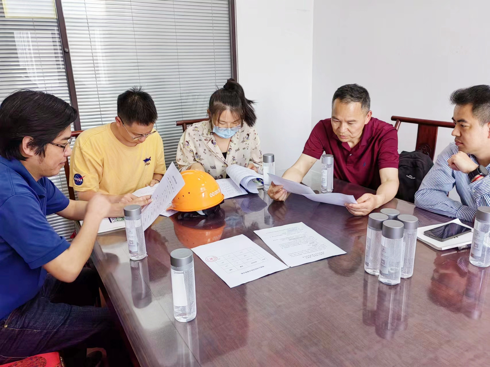 集團(tuán)安全檢查組檢查防汛防臺(tái)工作