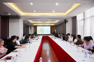 充電賦能強本領 拓展招商新思路——上?！し畎l(fā)古華庭、奉發(fā)鳴谷中心招商宣貫會